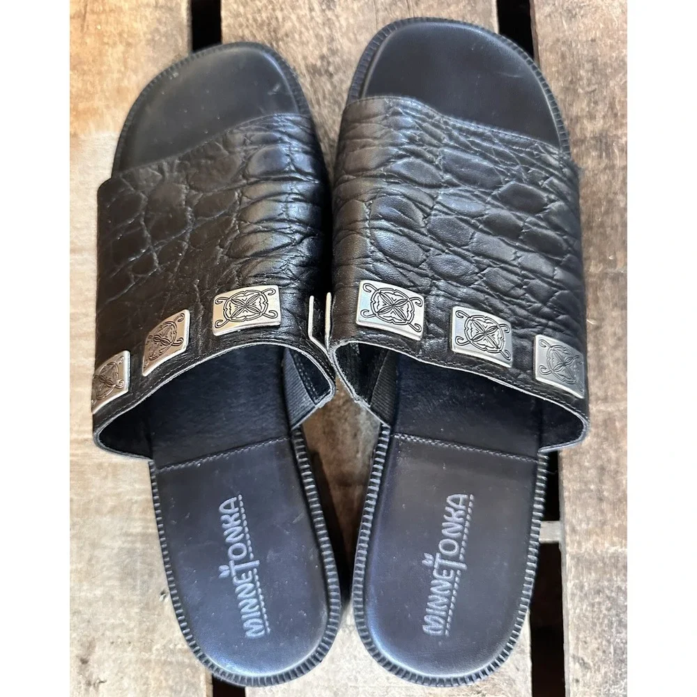 MINNETONKA Slides Sandals Black Aztec Women's 8 Comfort Medallions